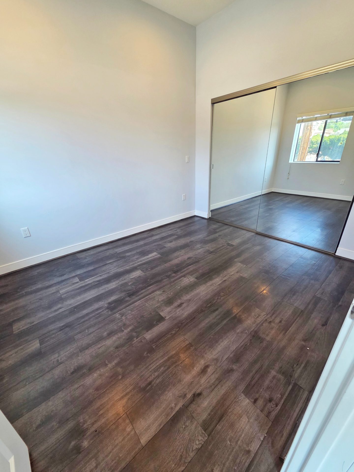 4 bedrooms for lease in West Adams area — 2651 S Hobart Blvd, Los Angeles, CA 90018 — 4 bed, 3 bath, 1,400 sqft — for lease — photo 5