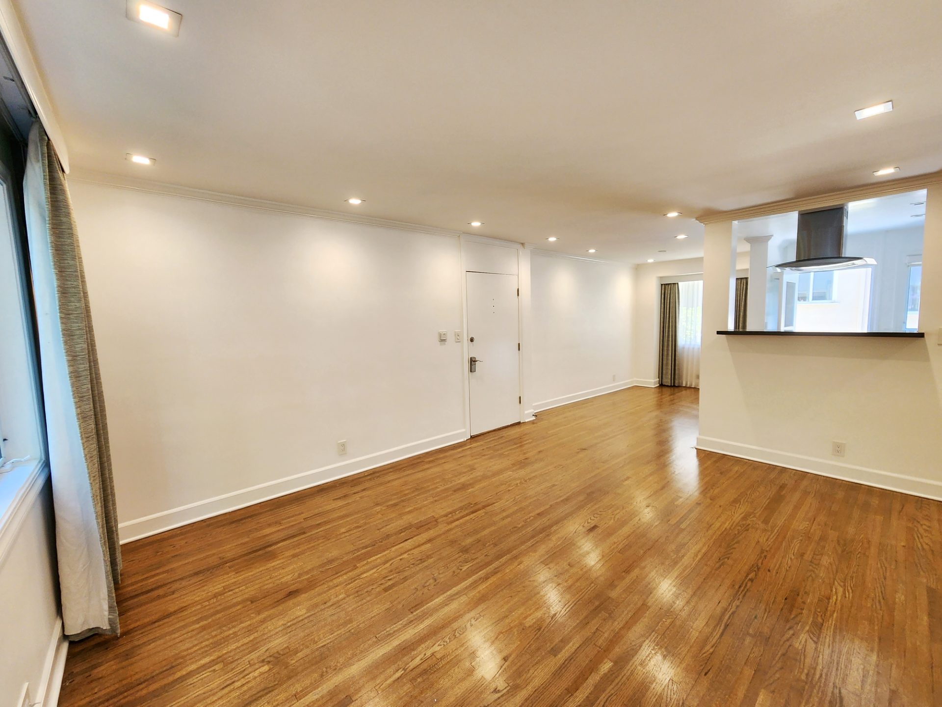One bedroom and 2 min walk from the panoramic ocean views — 142 A San Vicente Blvd, Santa Monica, 90402 — 1 bed, 1 bath, 670 sqft — for lease — photo 8