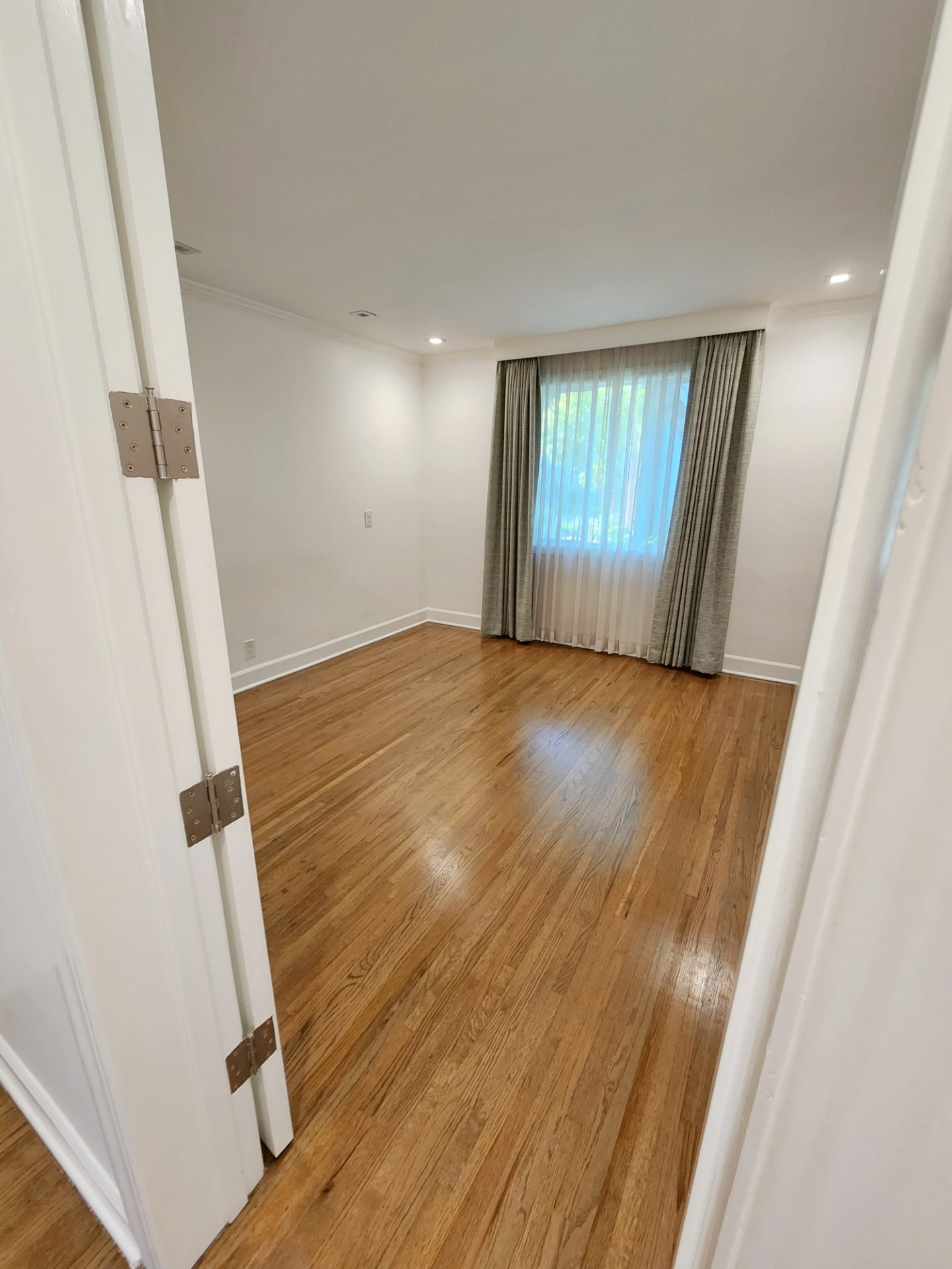 One bedroom and 2 min walk from the panoramic ocean views — 142 A San Vicente Blvd, Santa Monica, 90402 — 1 bed, 1 bath, 670 sqft — for lease — photo 12